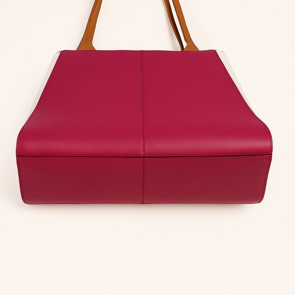 Handbag - Picture 8 of 8